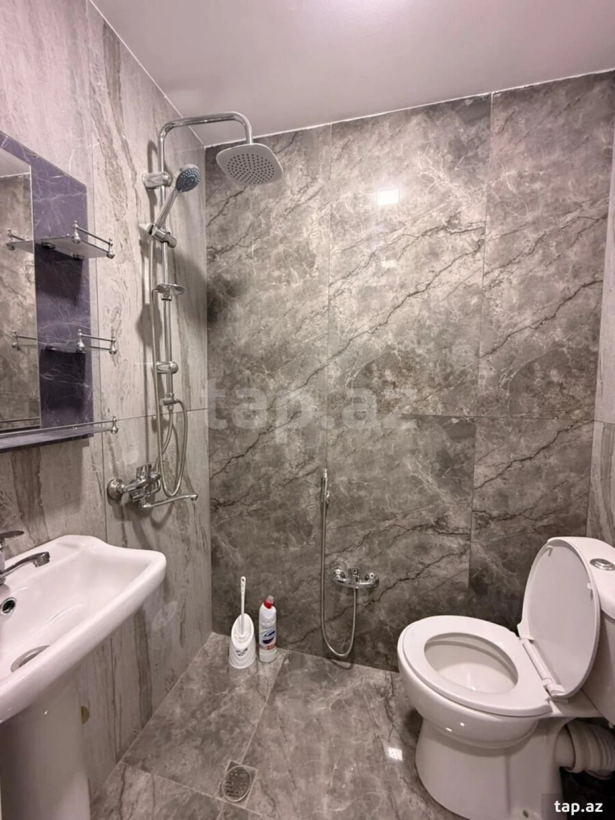 Satılır 1 otaqlı yeni tikili 28 m²