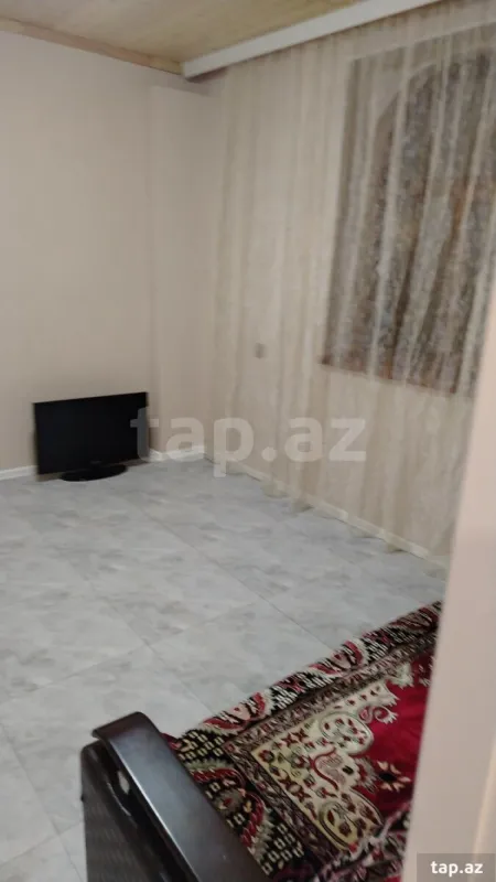 Kirayə verilir 2 otaqlı yeni tikili 50 m²