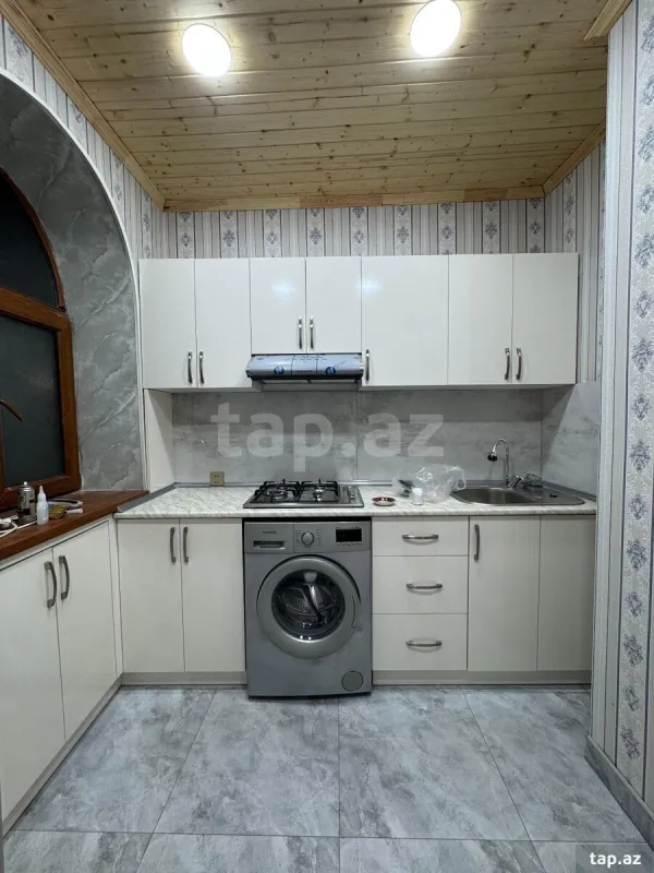 Kirayə verilir 2 otaqlı yeni tikili 50 m²