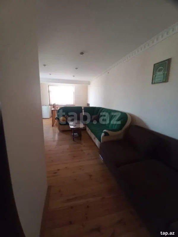 Satılır 6 otaqlı həyət evi