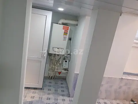 Satılır 6 otaqlı həyət evi
