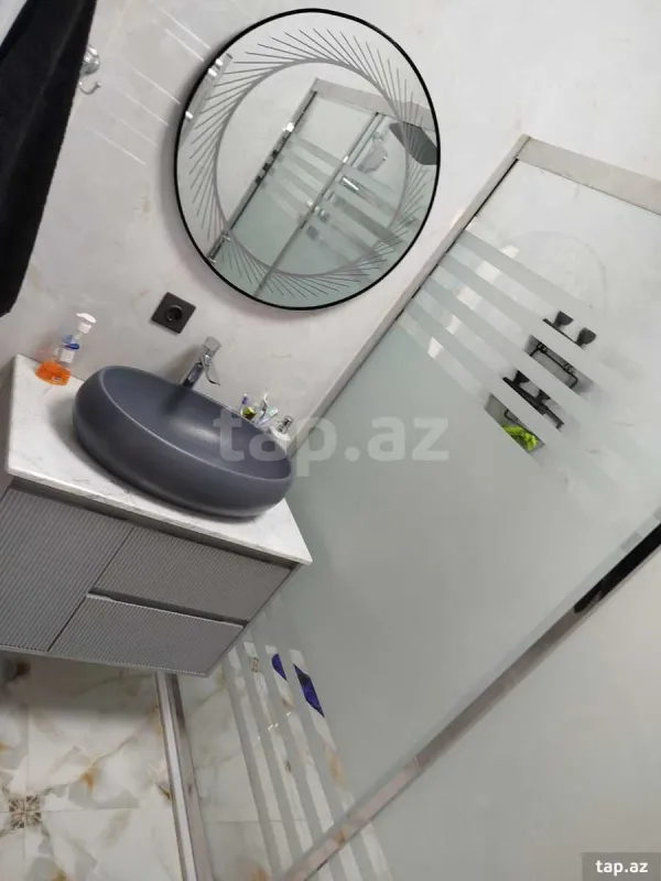 Kirayə verilir 4 otaqlı həyət evi