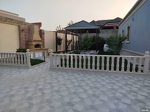 Kirayə verilir 4 otaqlı həyət evi