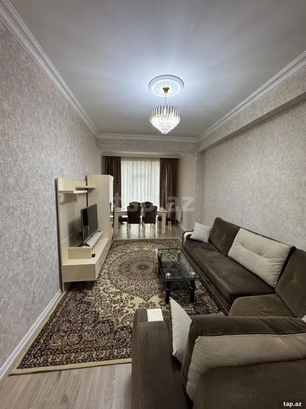 Kirayə verilir 2 otaqlı yeni tikili 76 m²