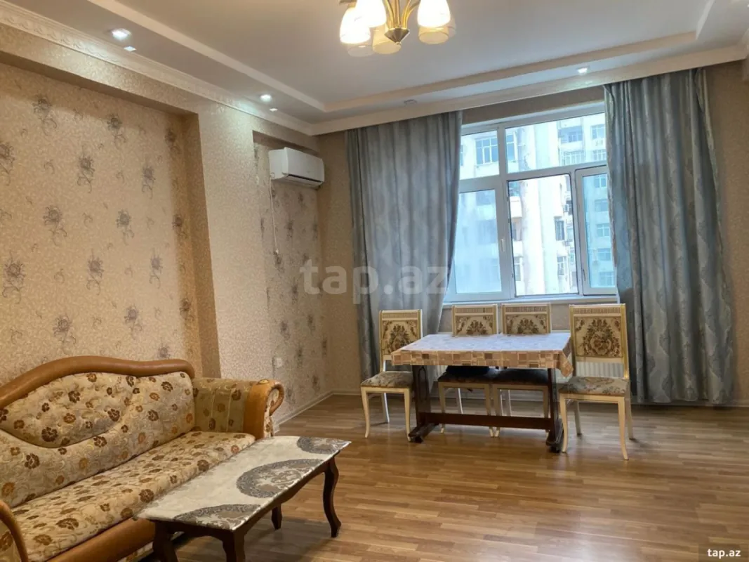 Kirayə verilir 2 otaqlı yeni tikili 70 m²