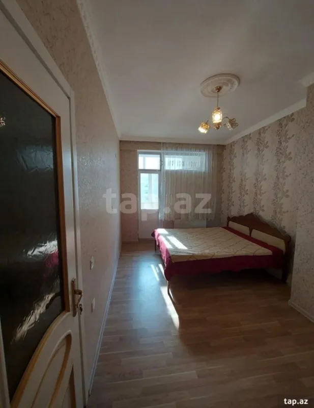 Kirayə verilir 2 otaqlı yeni tikili 70 m²