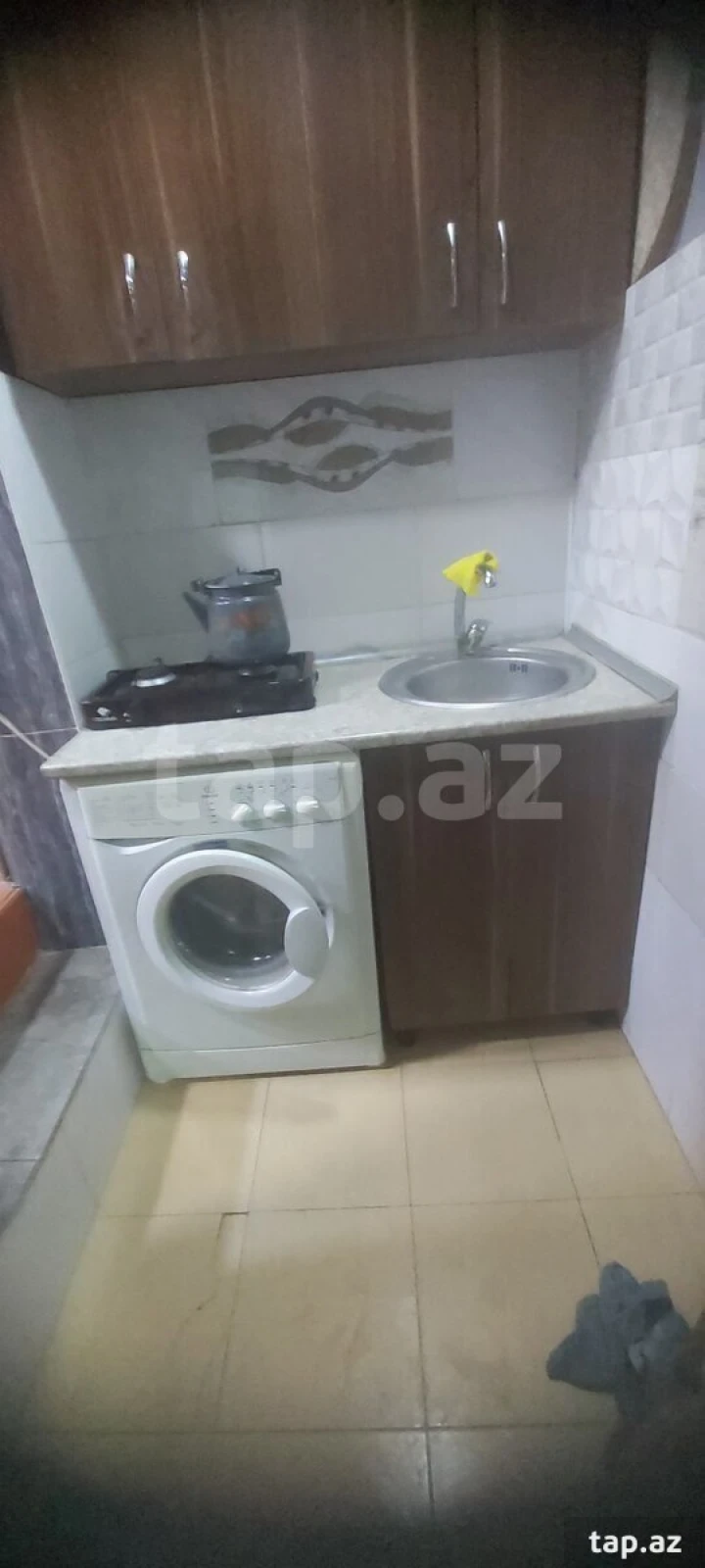 Kirayə verilir 1 otaqlı həyət evi