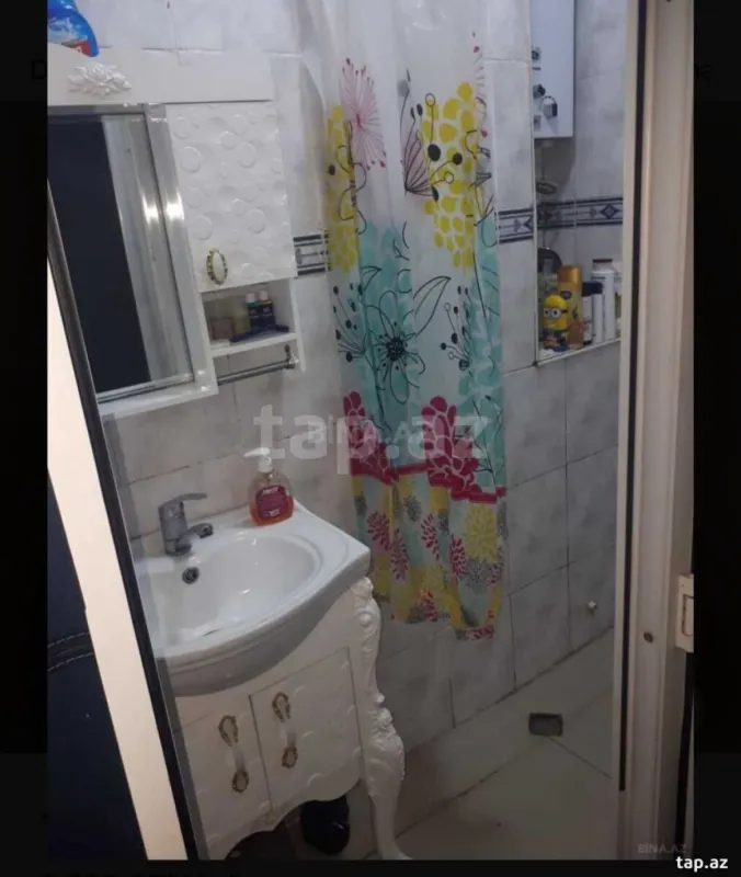 Kirayə verilir 3 otaqlı mənzil 100 m²