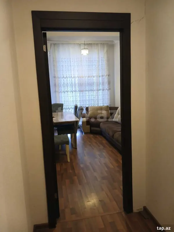 Kirayə verilir 2 otaqlı yeni tikili 70 m²