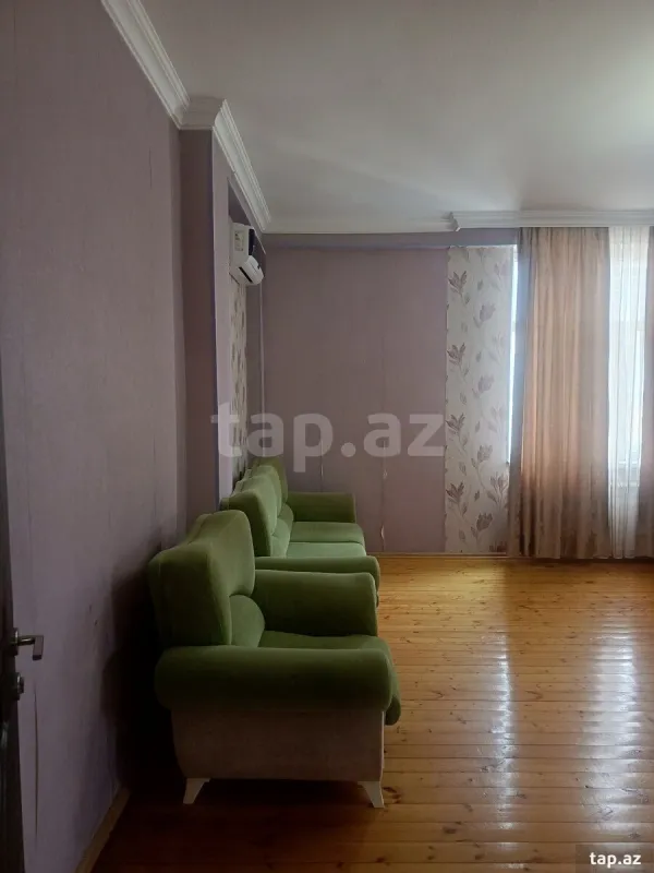 Kirayə verilir 2 otaqlı yeni tikili 110 m²