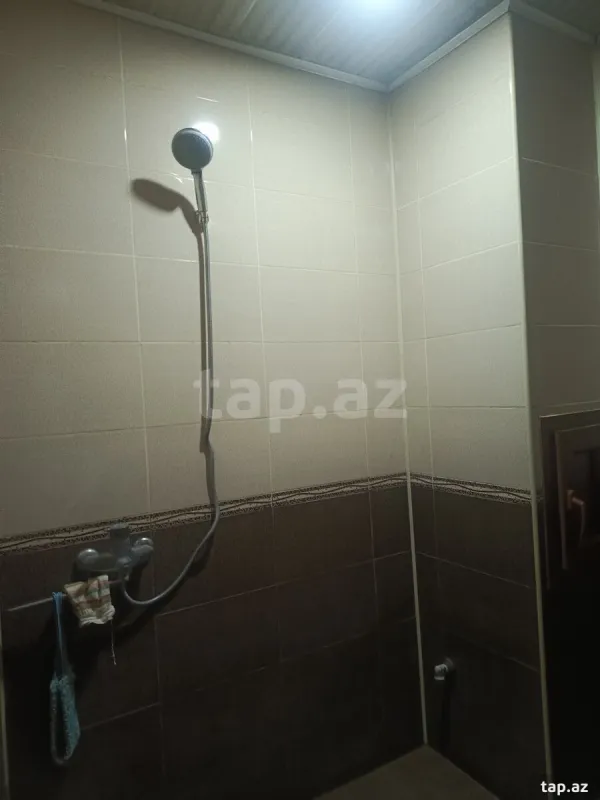 Kirayə verilir 2 otaqlı yeni tikili 110 m²