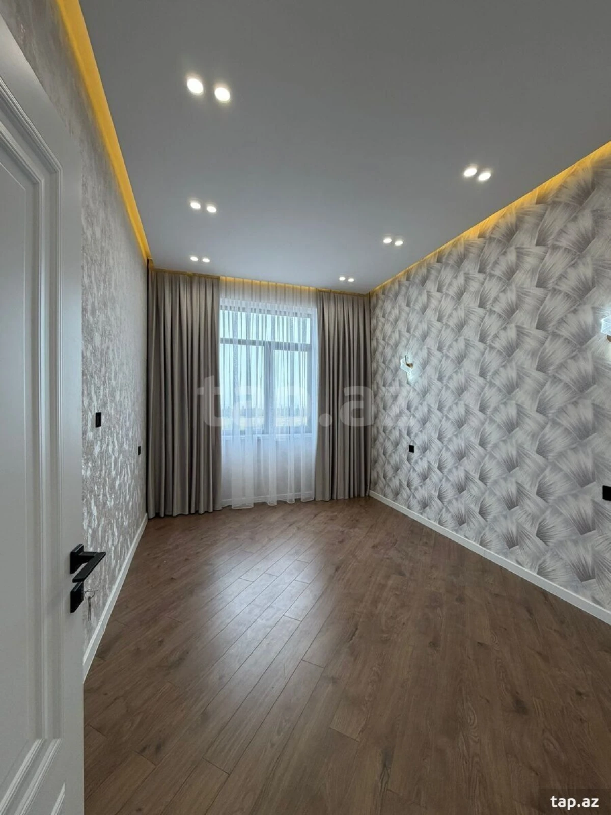 Satılır 2 otaqlı yeni tikili 57 m²