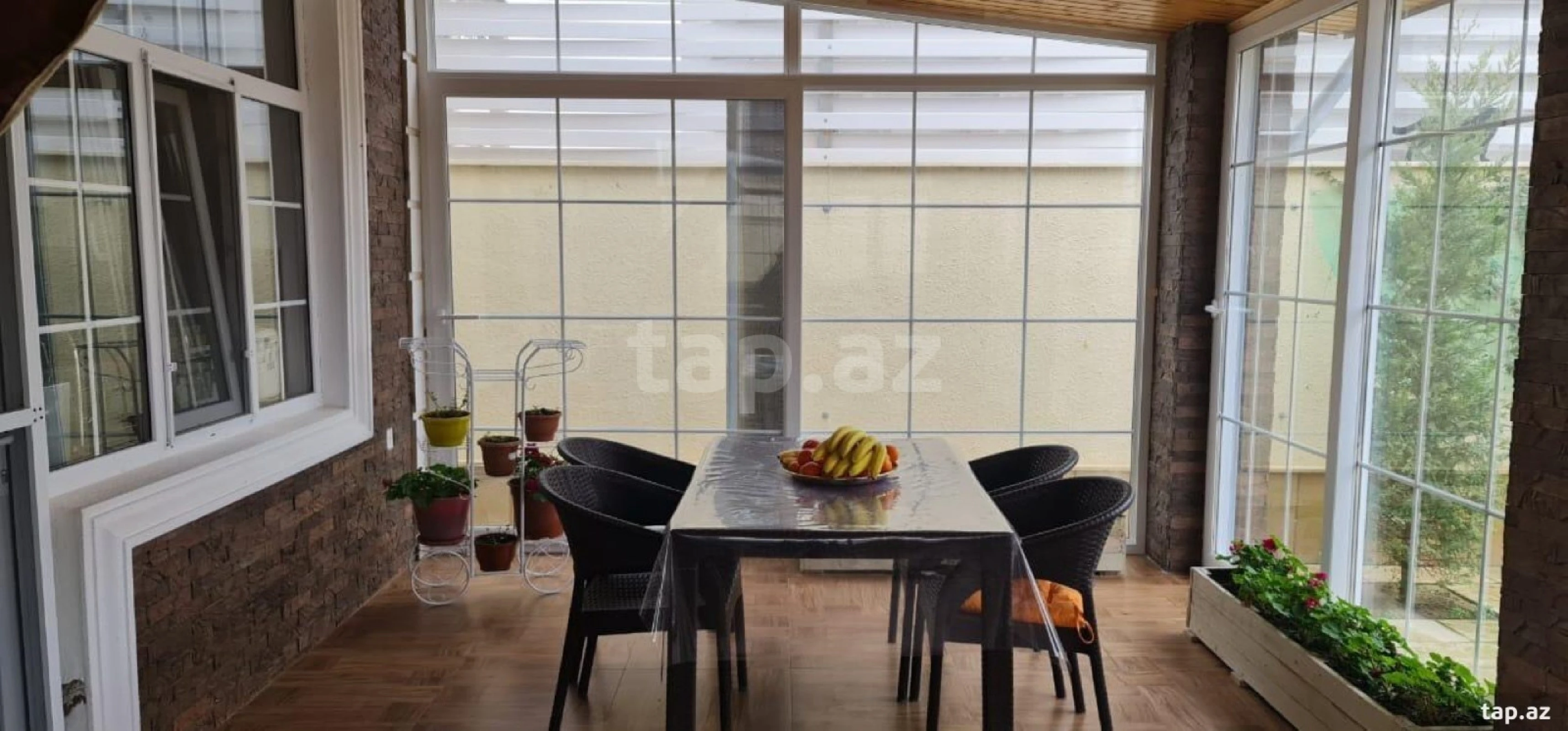 Kirayə verilir 3 otaqlı həyət evi