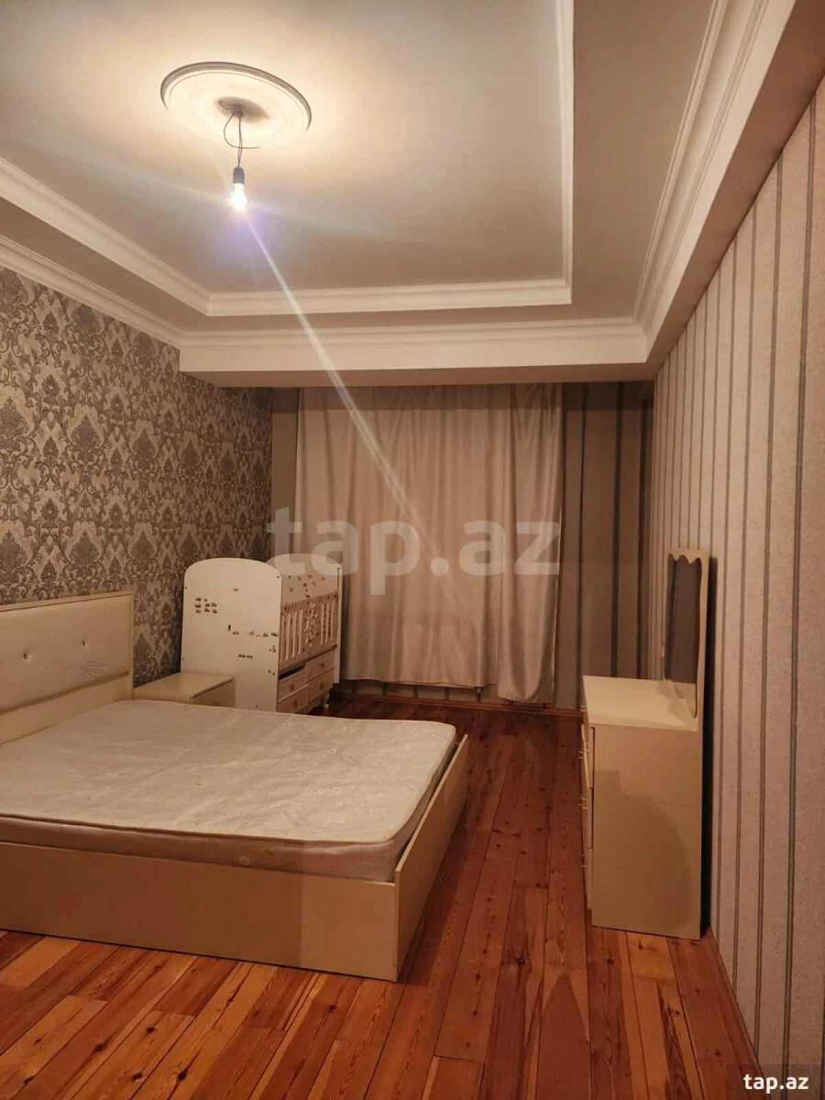 Kirayə verilir 2 otaqlı yeni tikili 72 m²