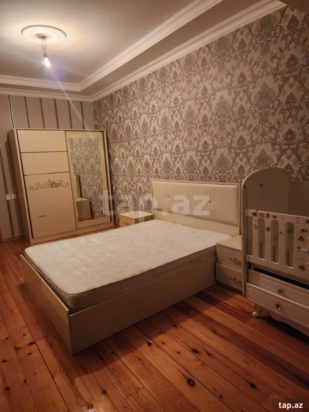 Kirayə verilir 2 otaqlı yeni tikili 72 m²