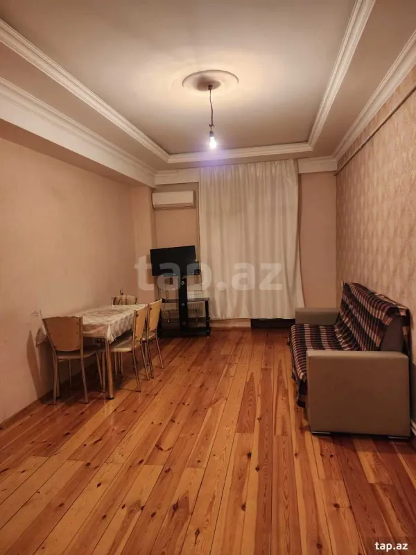 Kirayə verilir 2 otaqlı yeni tikili 72 m²