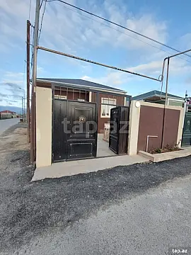 Satılır 3 otaqlı həyət evi