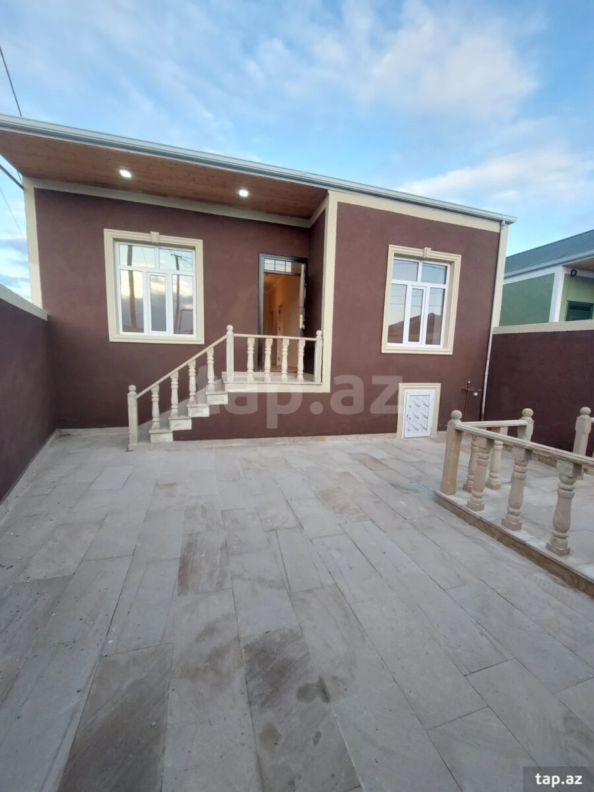 Satılır 3 otaqlı həyət evi