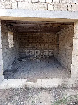 Satılır 5 otaqlı həyət evi 240 m²