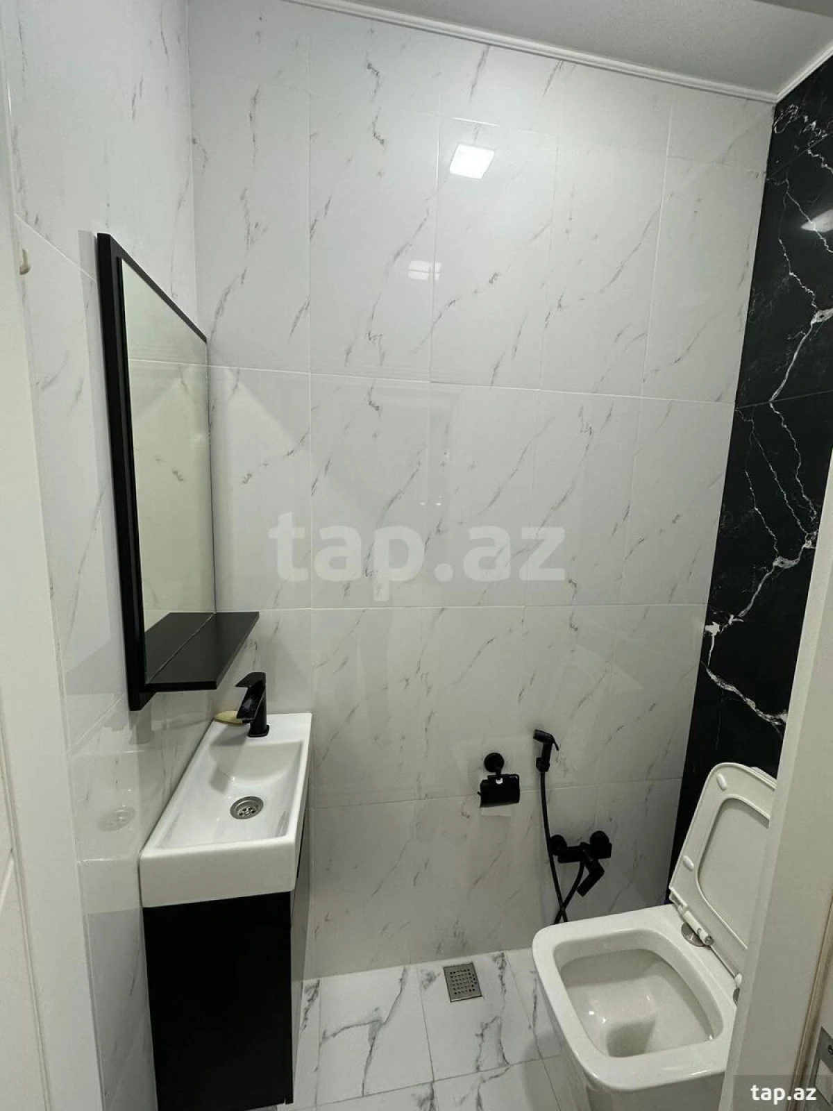 Satılır 3 otaqlı yeni tikili 90 m²