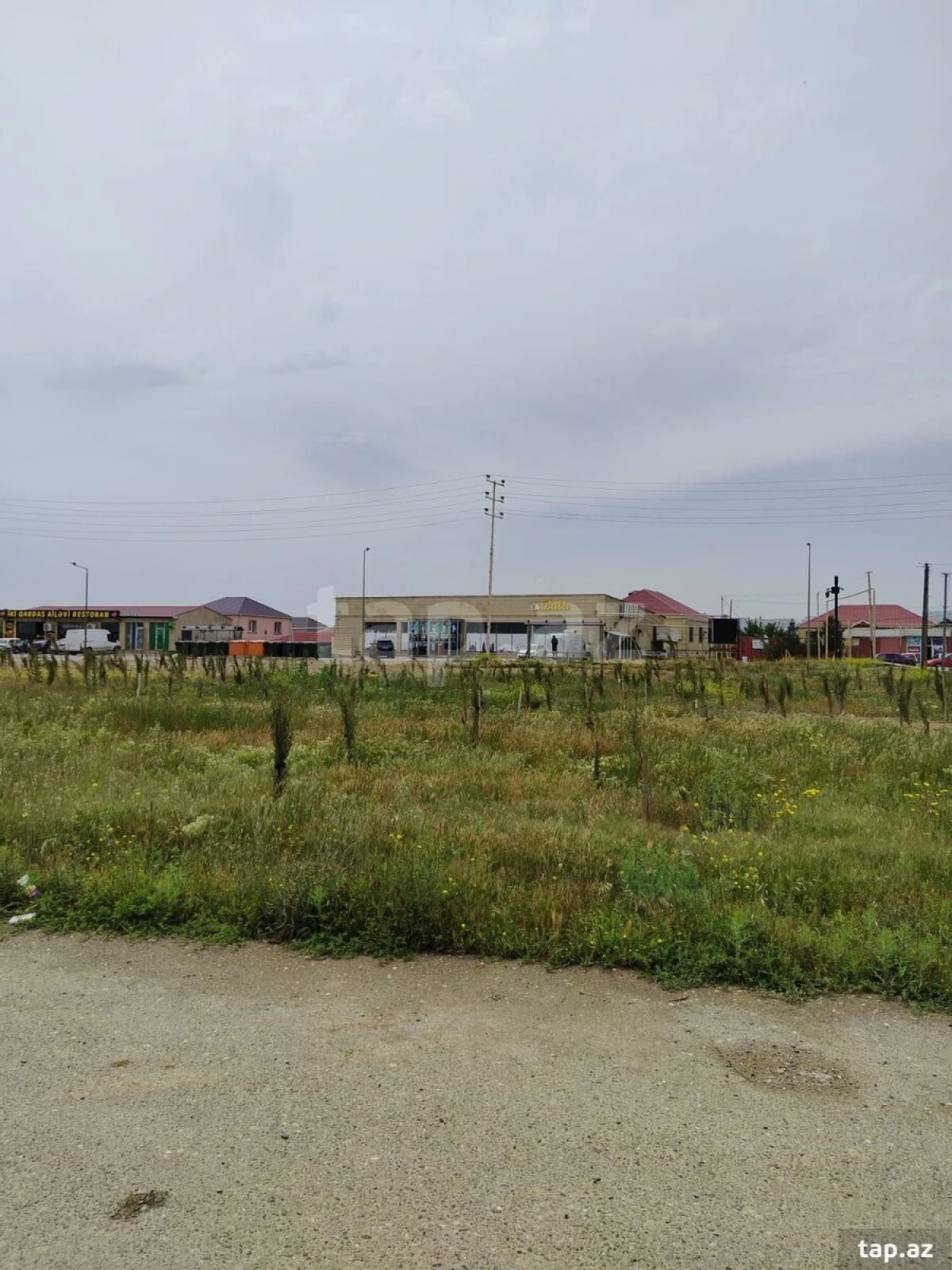 Satılır 3 otaqlı həyət evi