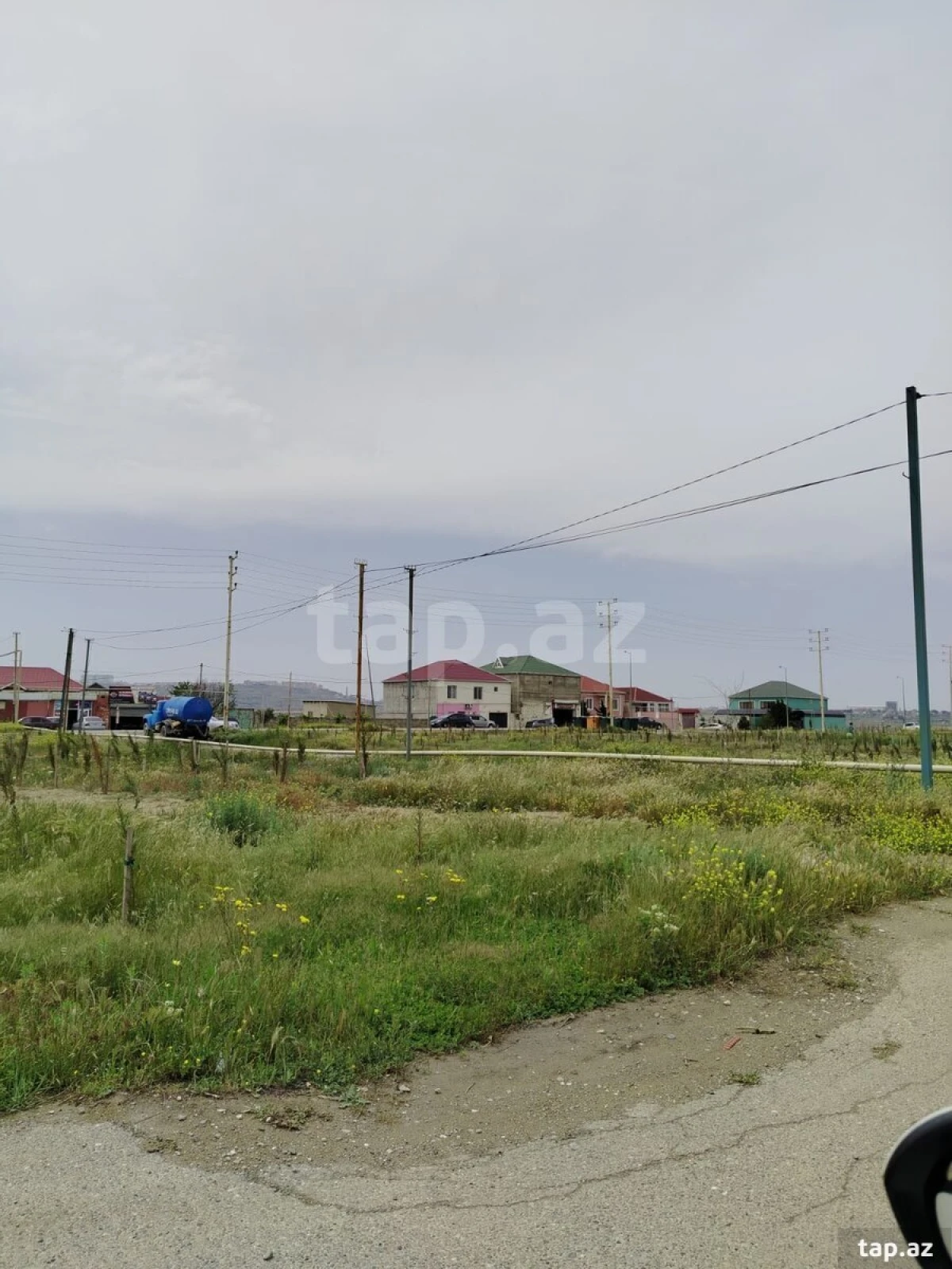 Satılır 3 otaqlı həyət evi