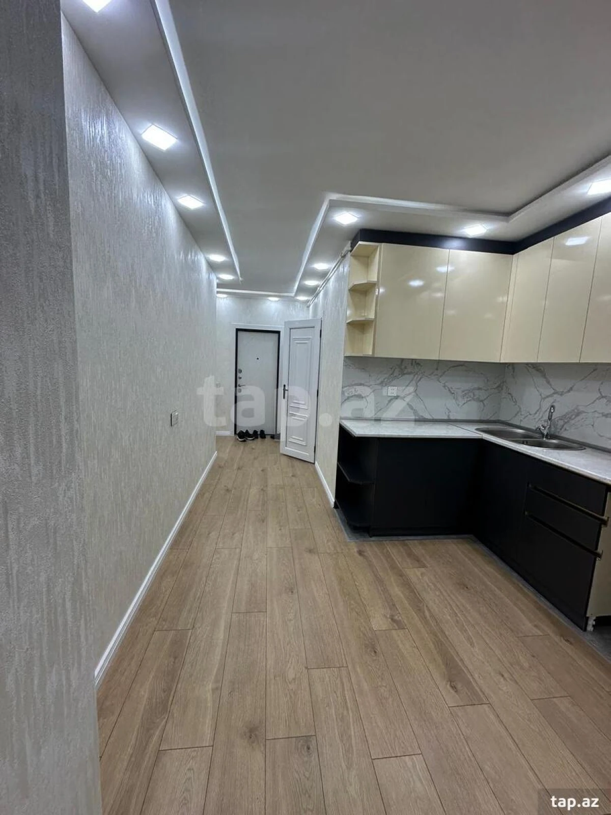 Satılır 2 otaqlı mənzil 60 m²
