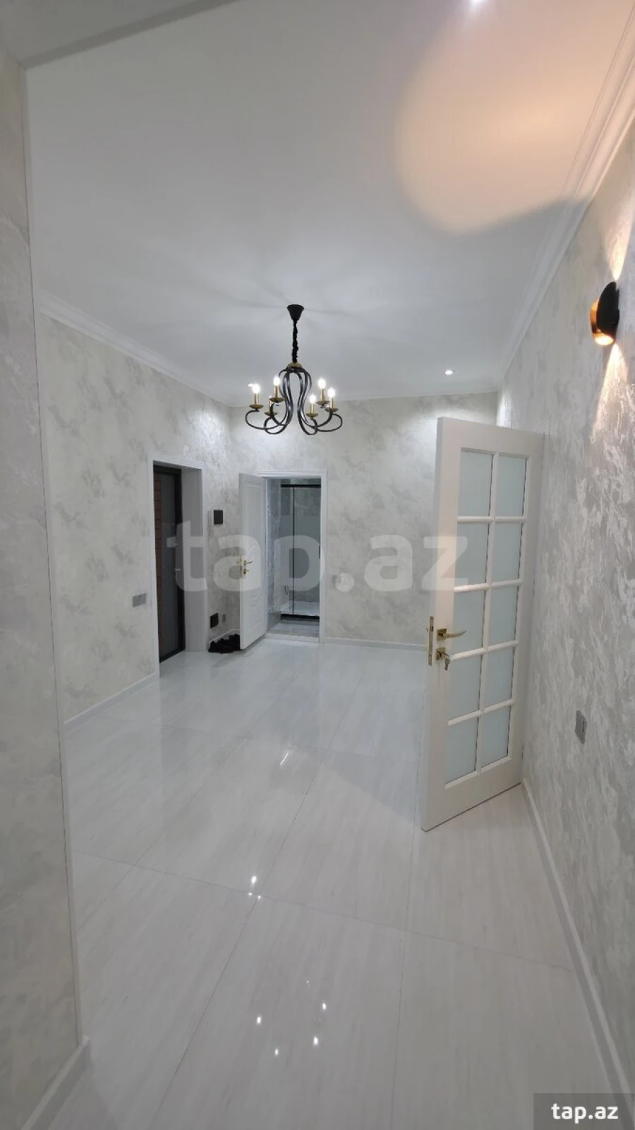 Satılır 2 otaqlı yeni tikili 88 m²