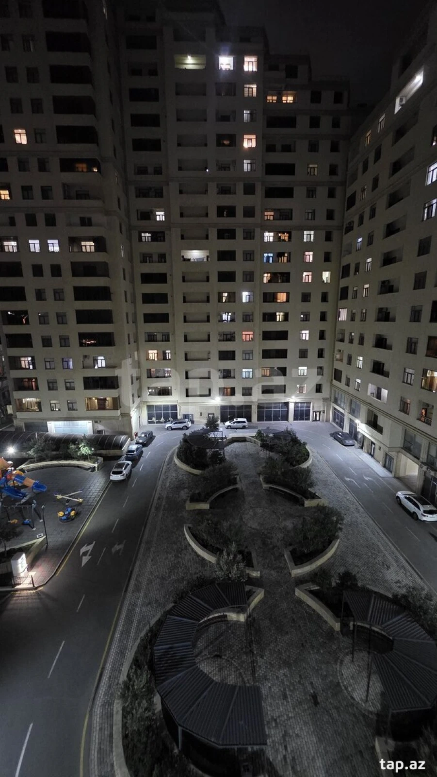 Satılır 2 otaqlı yeni tikili 88 m²