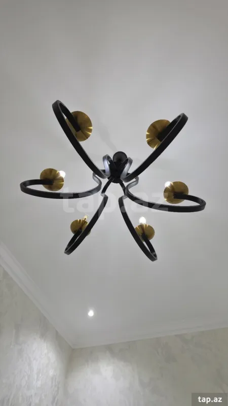 Satılır 2 otaqlı yeni tikili 88 m²