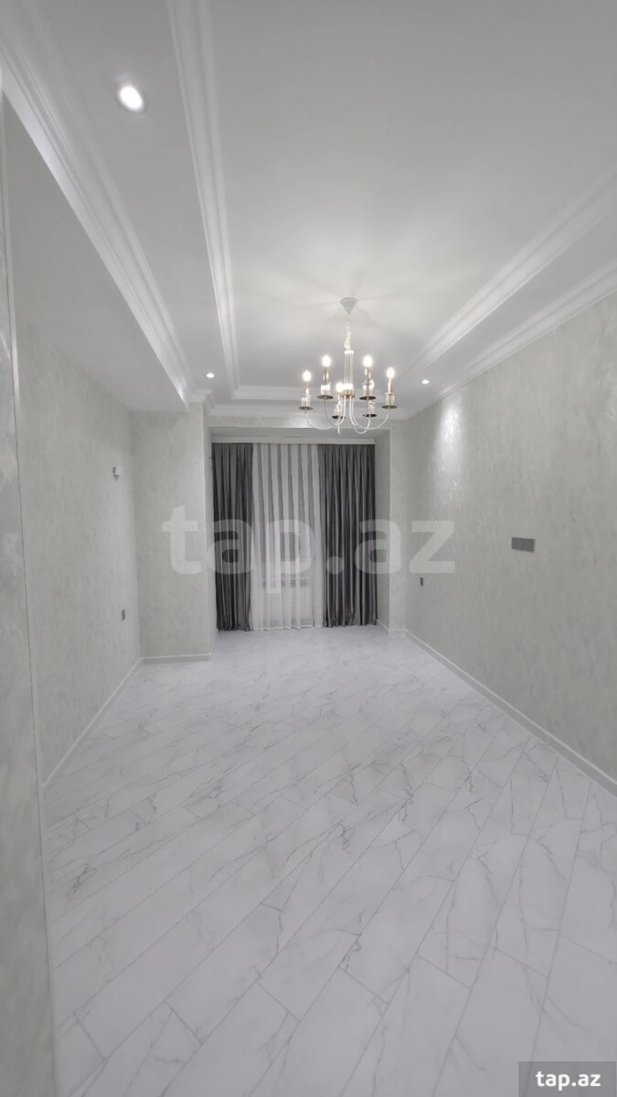 Satılır 2 otaqlı yeni tikili 88 m²