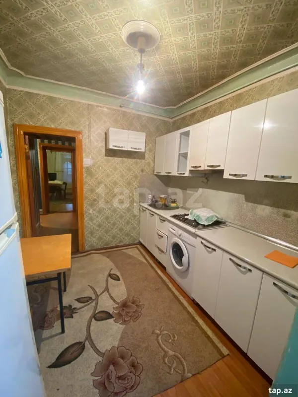 Kirayə verilir 2 otaqlı mənzil 42 m²