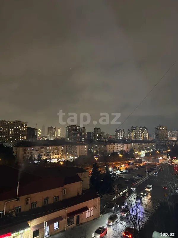 Kirayə verilir 2 otaqlı mənzil 70 m²