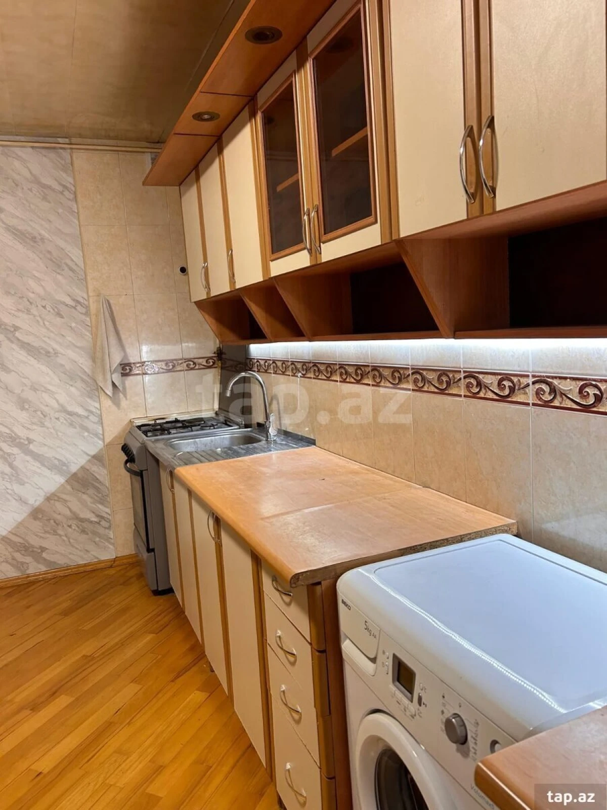 Kirayə verilir 2 otaqlı mənzil 70 m²