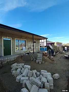 Satılır 3 otaqlı həyət evi