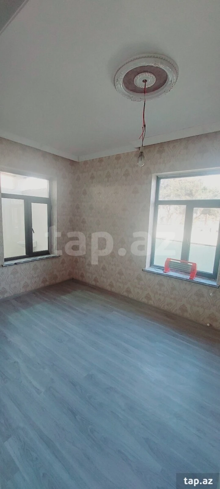 Satılır 3 otaqlı həyət evi 95 m²