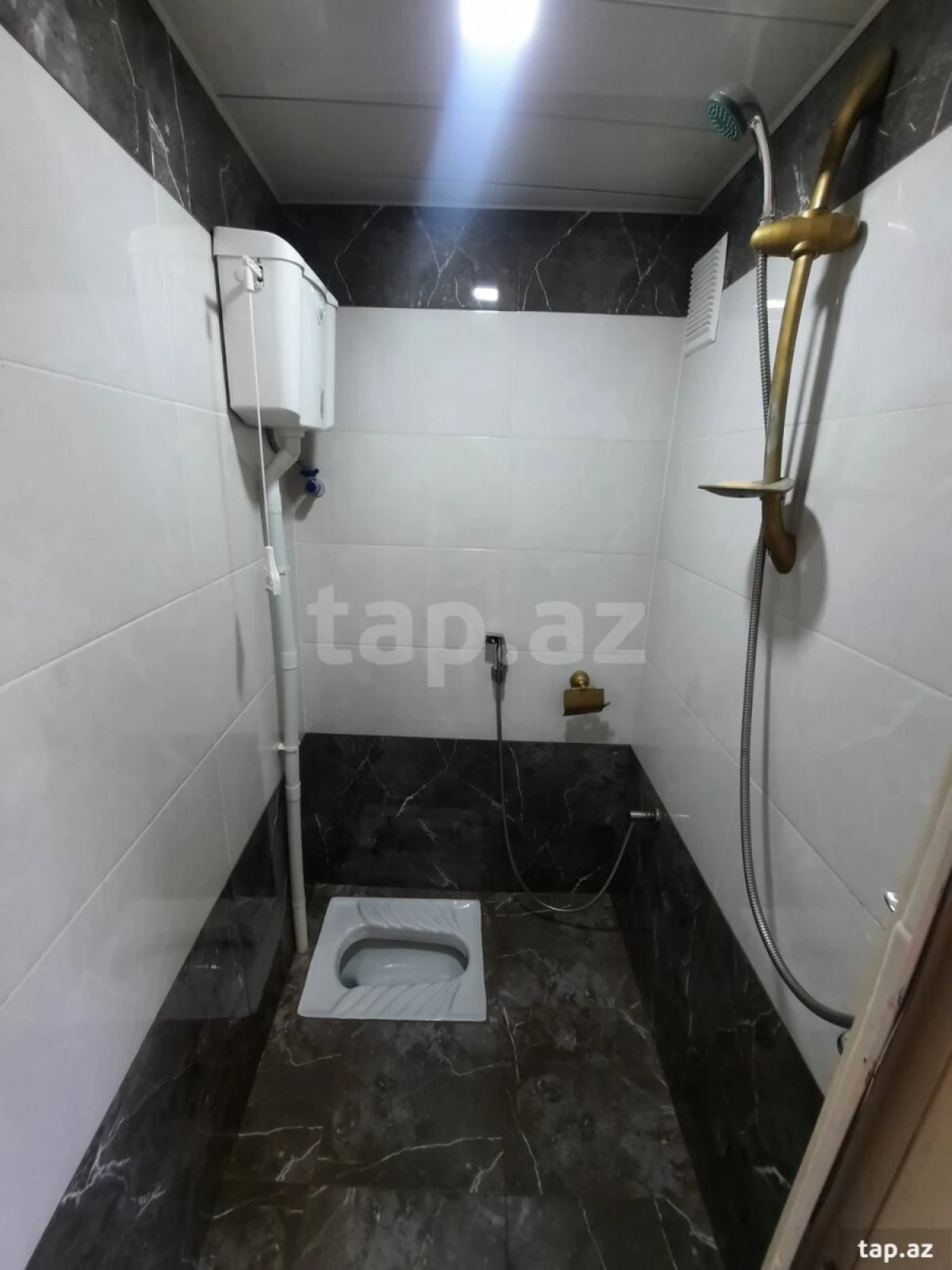 Satılır 5 otaqlı həyət evi