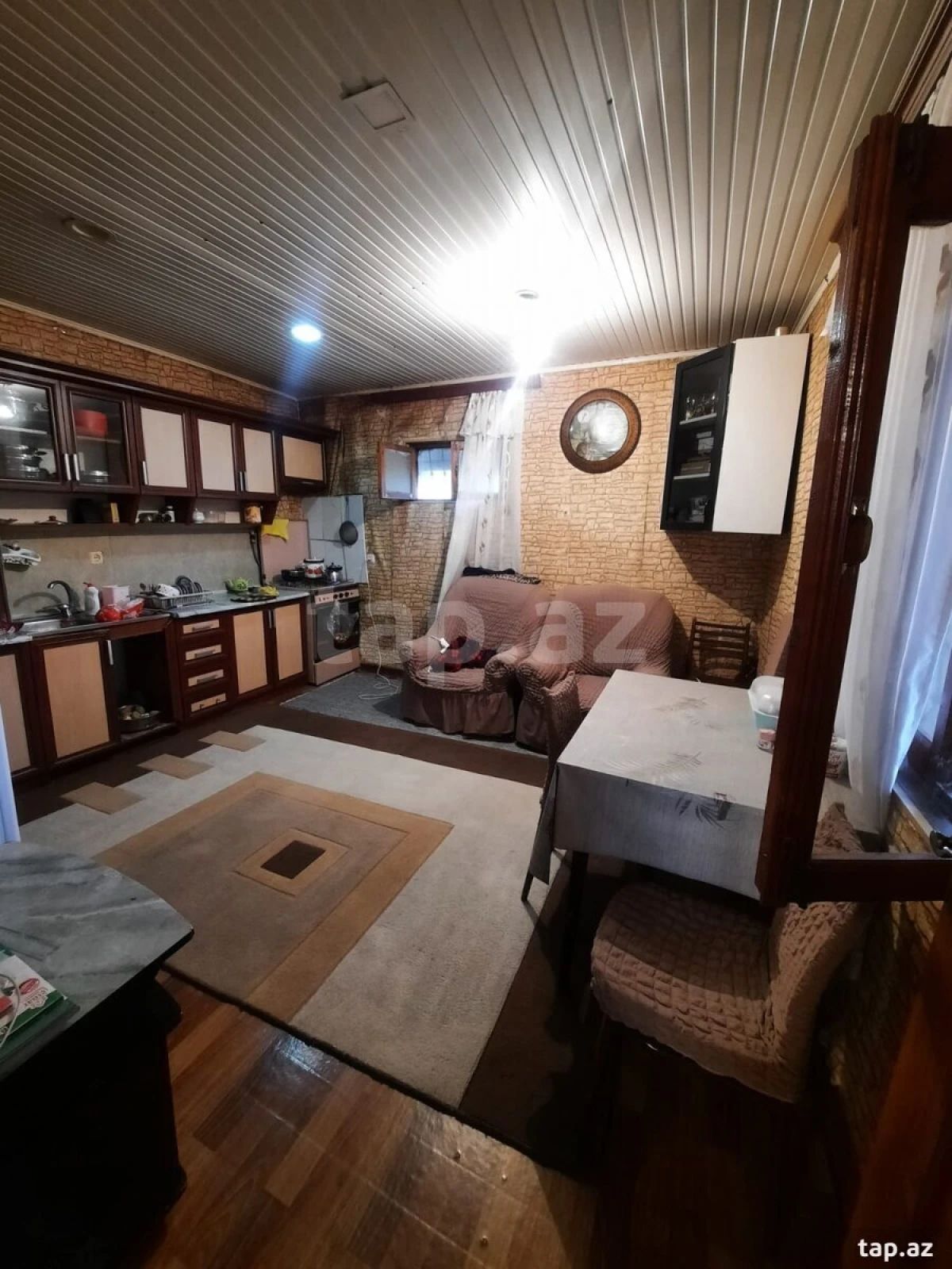 Satılır 5 otaqlı həyət evi