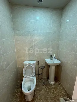 Kirayə verilir 3 otaqlı yeni tikili 80 m²