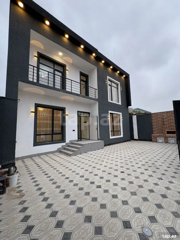 Satılır 5 otaqlı həyət evi