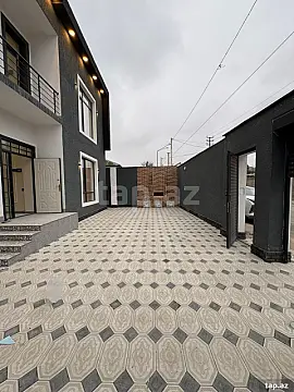 Satılır 5 otaqlı həyət evi