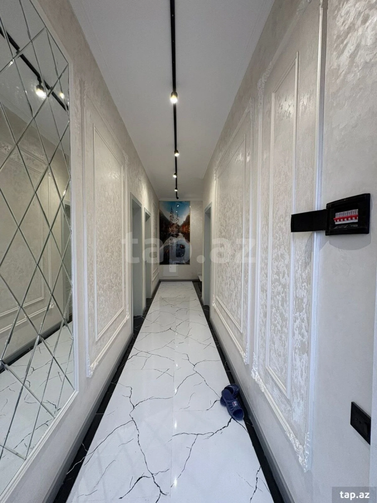 Satılır 5 otaqlı həyət evi