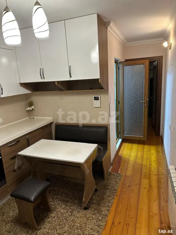 Satılır 2 otaqlı mənzil 45 m²