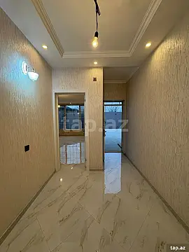 Satılır 8 otaqlı həyət evi