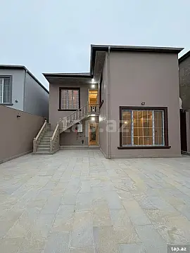 Satılır 8 otaqlı həyət evi