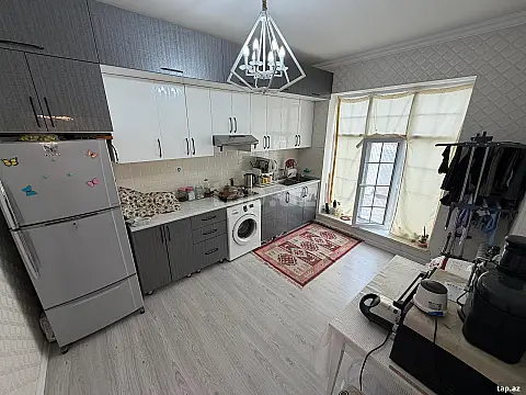 Satılır 4 otaqlı həyət evi