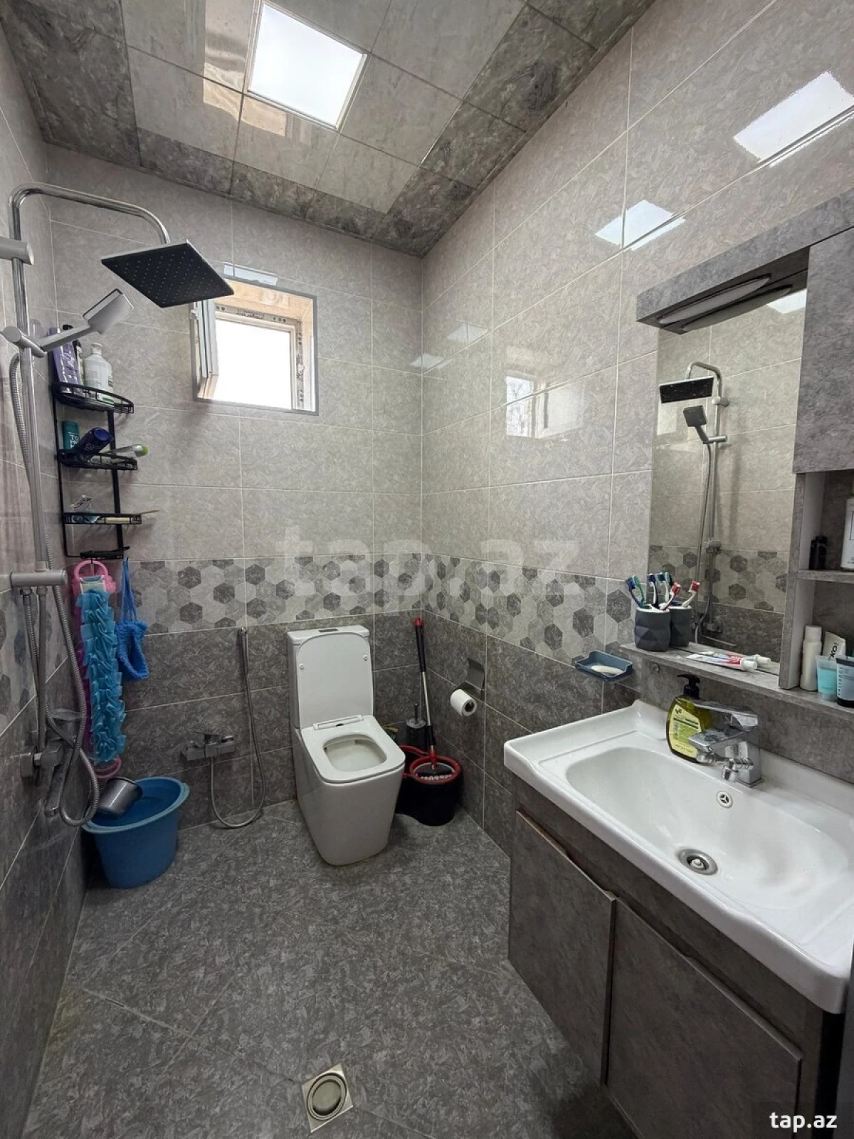 Satılır 4 otaqlı həyət evi