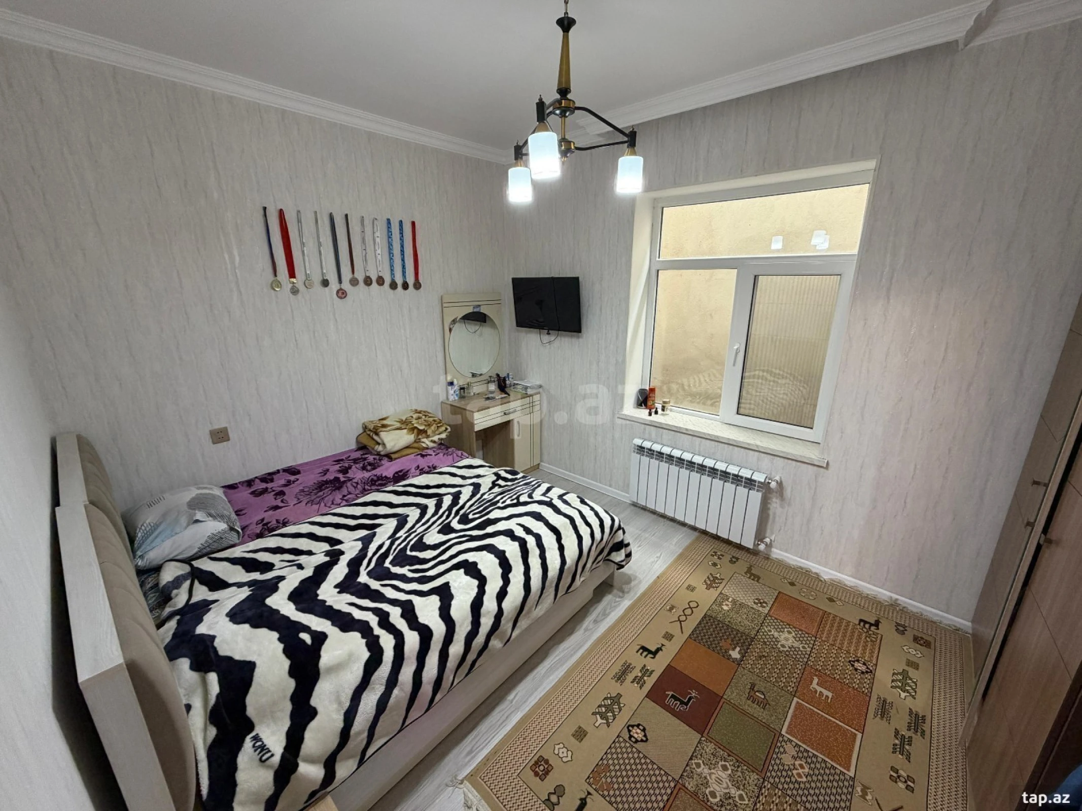 Satılır 4 otaqlı həyət evi