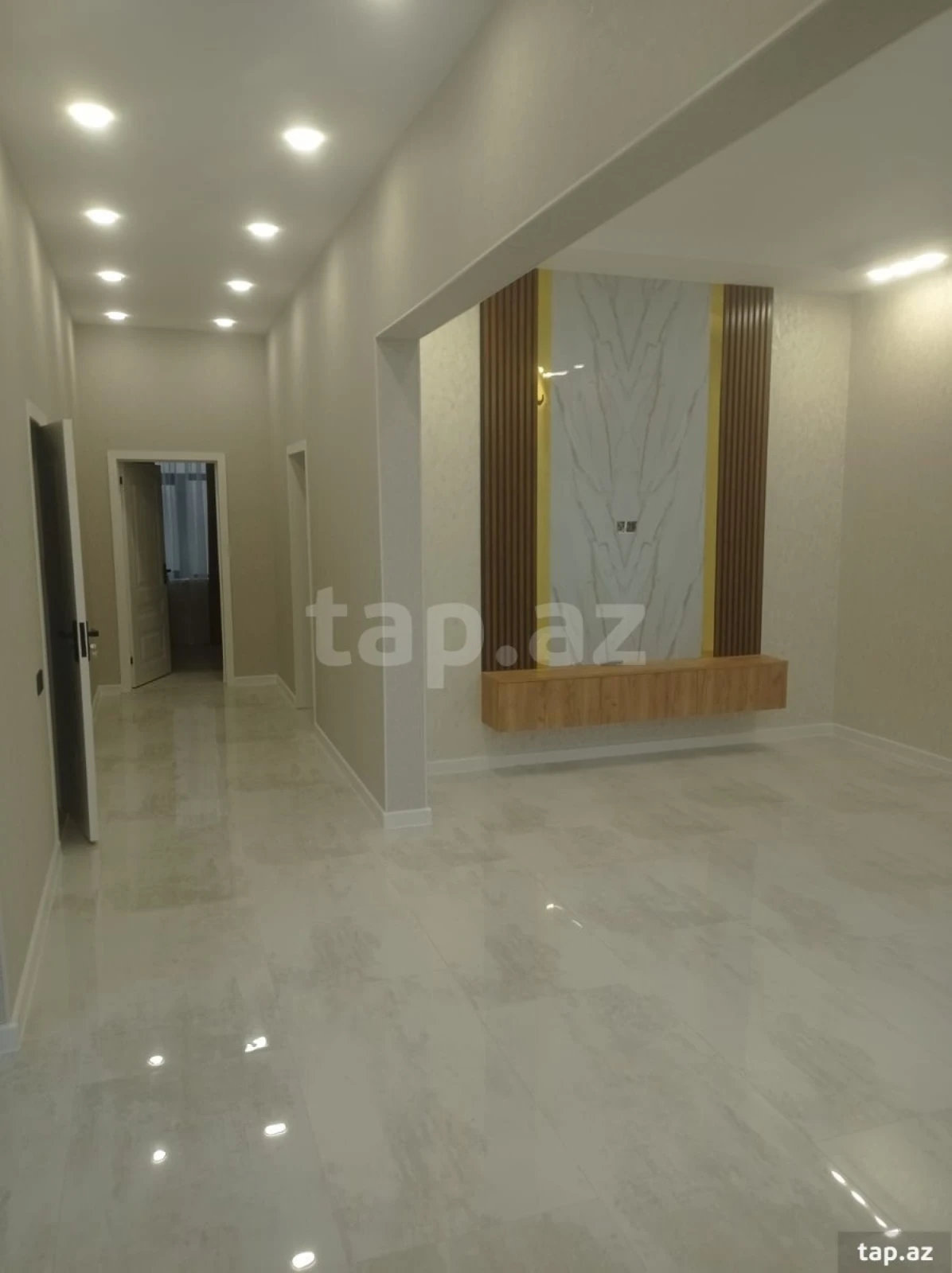 Satılır 4 otaqlı həyət evi