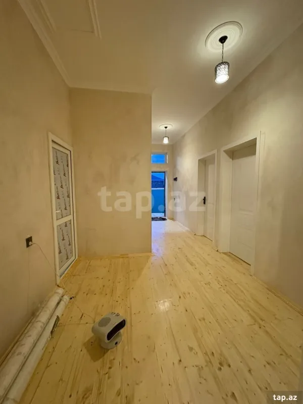 Satılır 4 otaqlı həyət evi